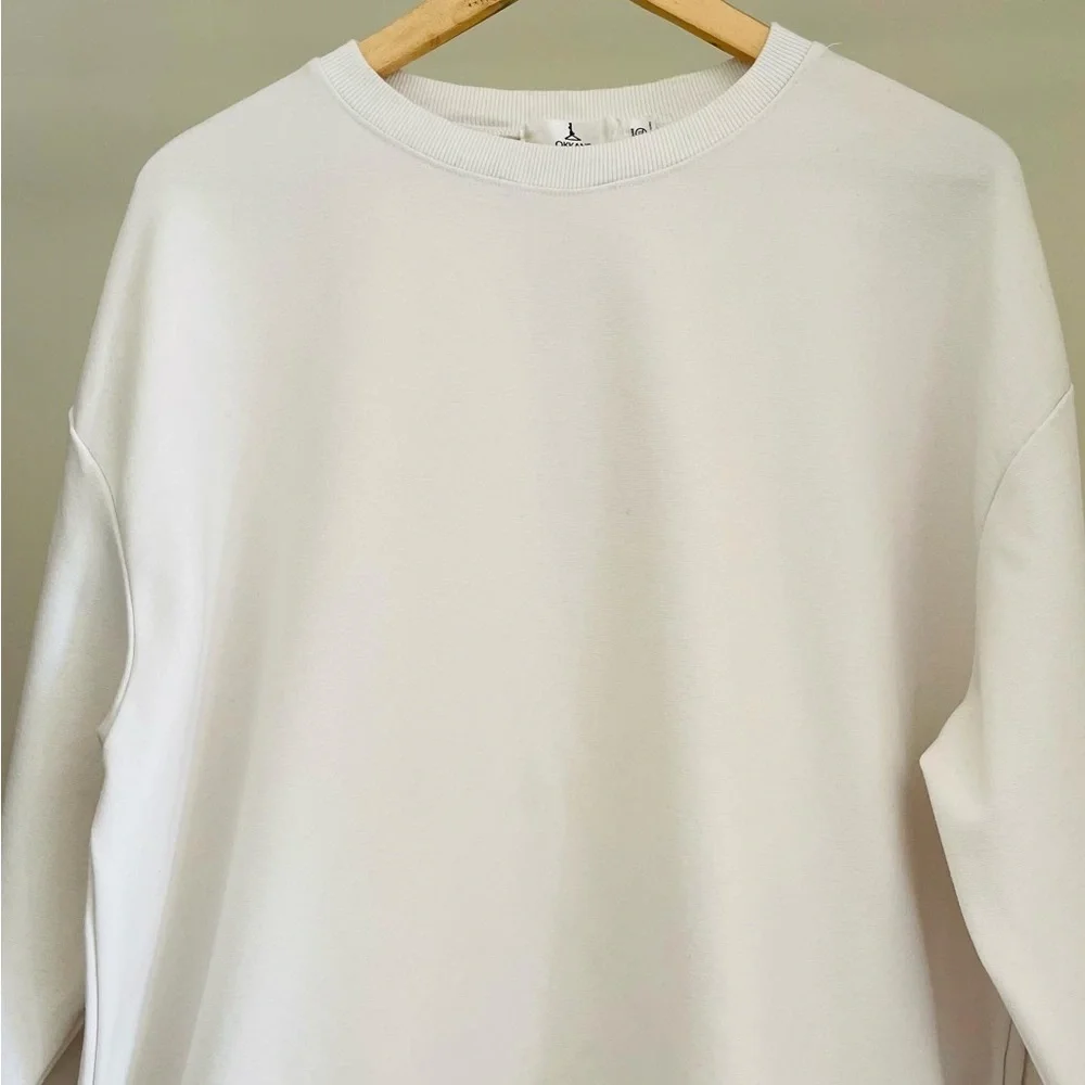 OKKANE KOREAN PLAIN WHITE OVERSIZED SWEATSHIRT FOR WOMEN’S - Picture 2 of 5